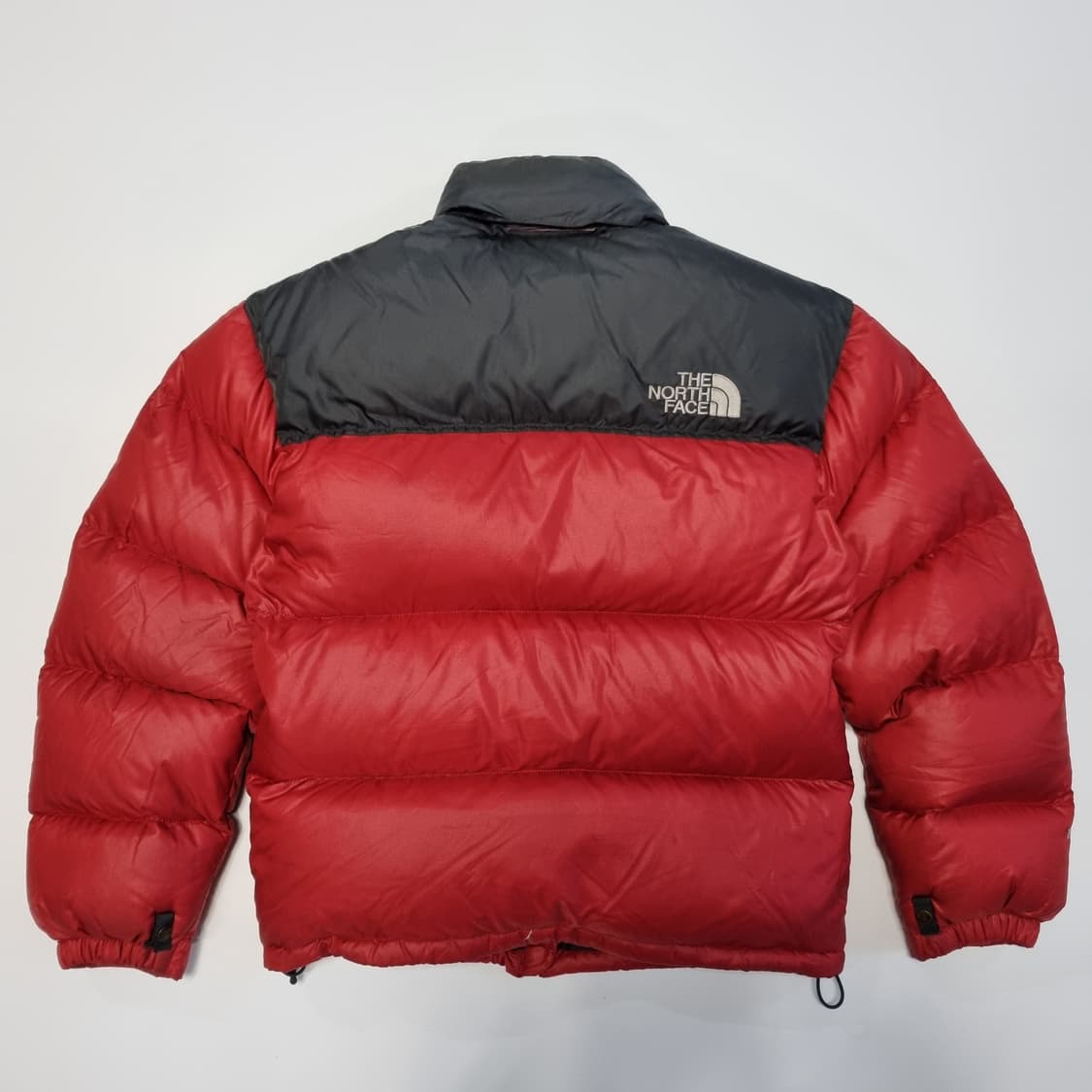 노스페이스 눕시 700 패딩 레드 상품이미지2