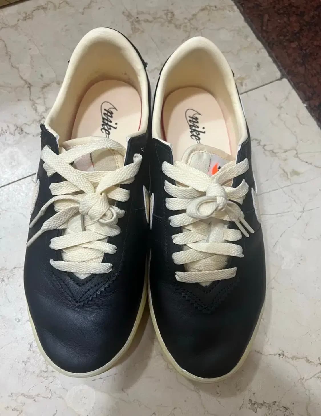 나이키 아스트로그래버 블랙 무슬린 240 상품이미지4