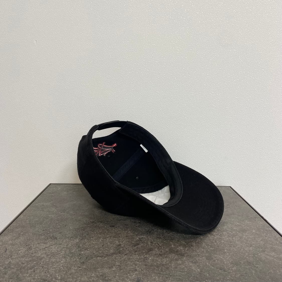 슈프림 클라운 워시드 블랙 볼캡 모자 상품이미지7