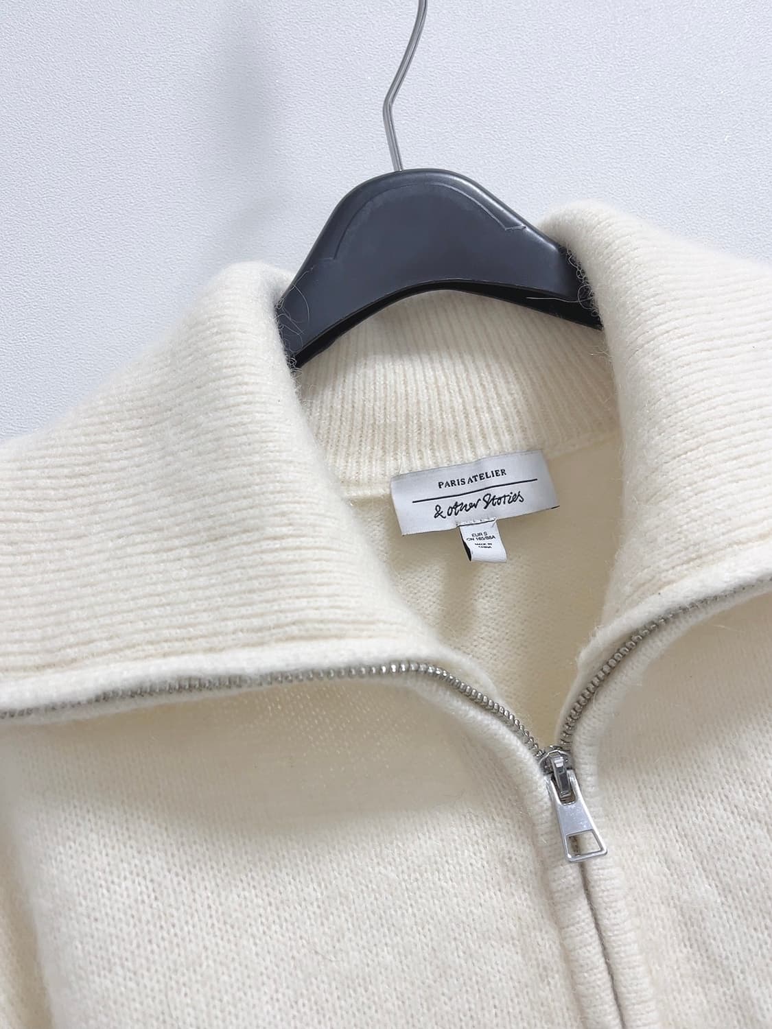 앤아더스토리즈 하프집업 니트 상품이미지3