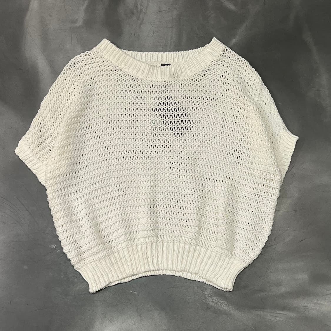  캘빈클라인 데드스탁 그물 하프 니트 y15789 상품이미지1