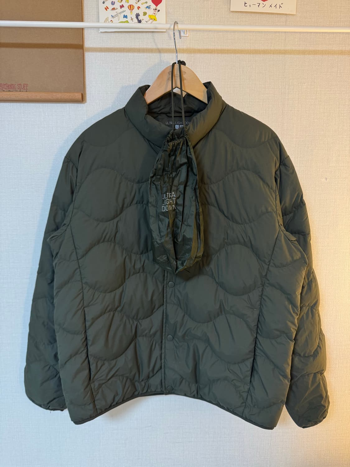 [L]유니클로 울트라 라이트 다운 경량패딩 카키 상품이미지1