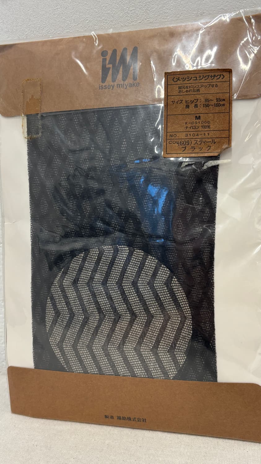 ISSEY MIYAKE mesh zigzag stockings 상품이미지2