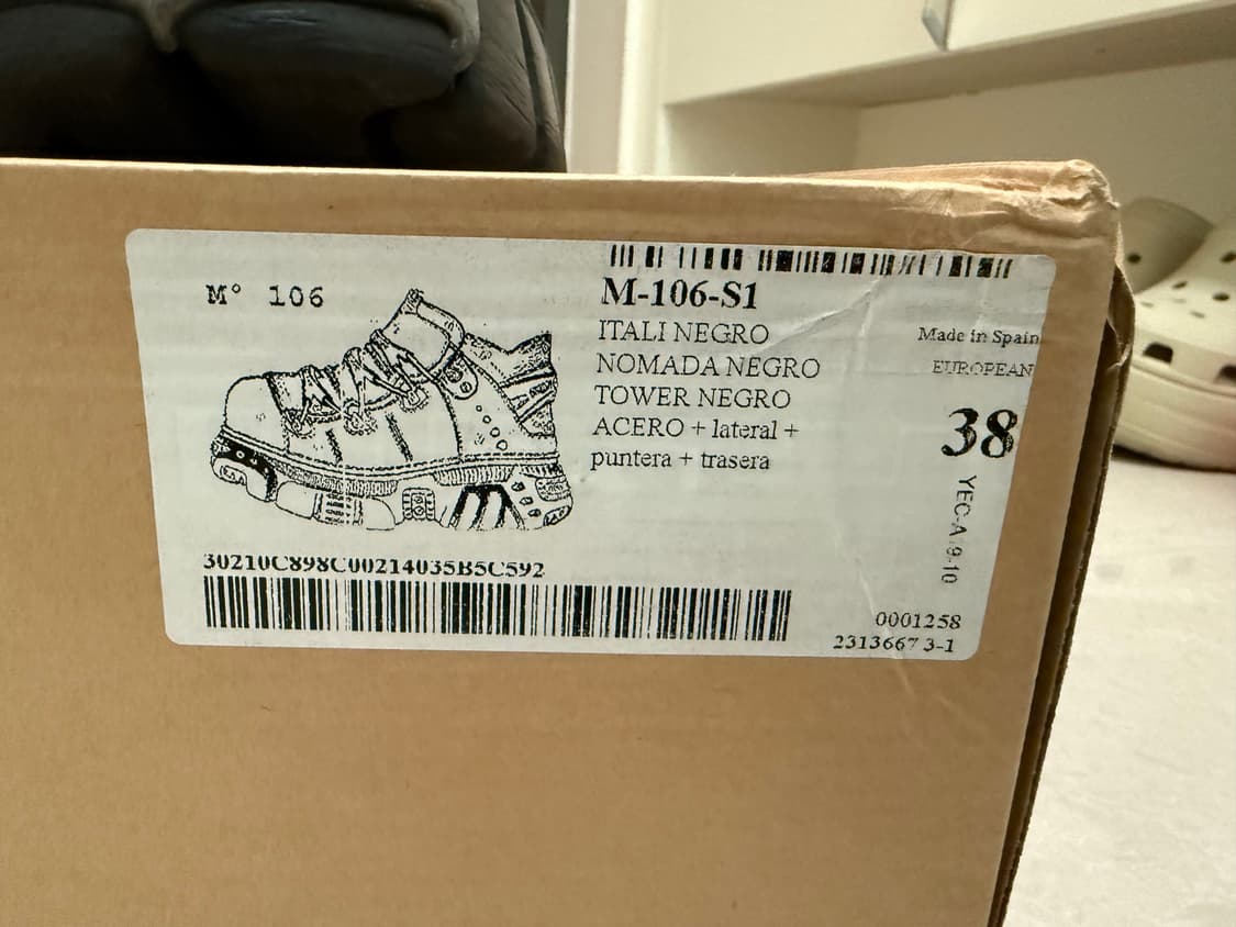 New Rock 뉴락 아이코닉 38사이즈 상품이미지9