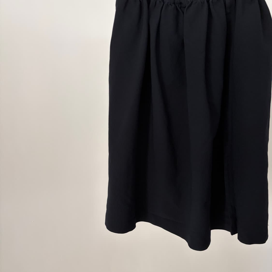 Cutting Line Detail Volume Skirt 상품이미지3