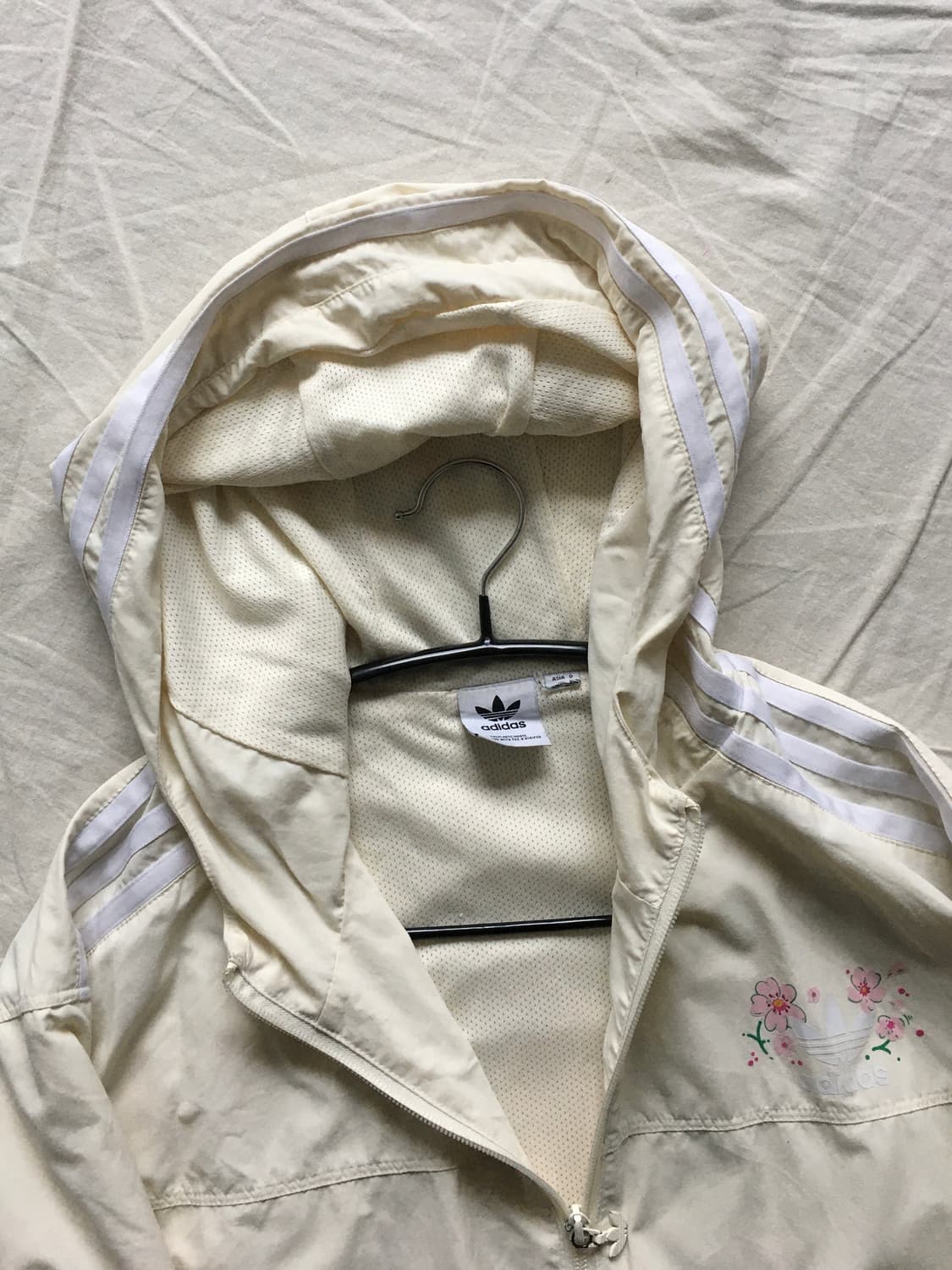 아디다스 플라워 프린팅 바람막이 상품이미지4