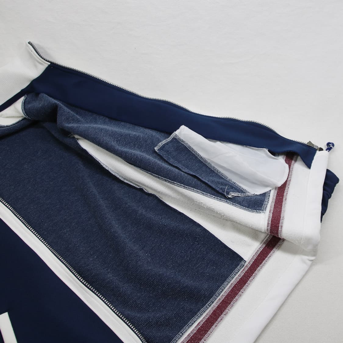 (착용컷) Champion 올드스쿨 트랙 자켓 (남성용 95) 상품이미지7