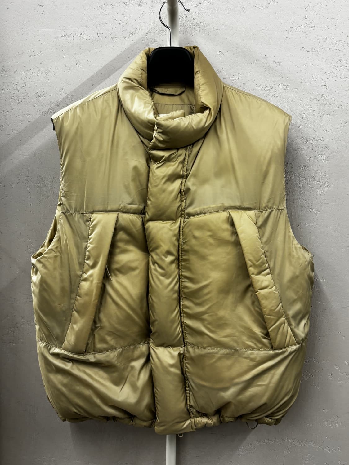 토마스모어 필버그 다운베스트 베이지 S 상품이미지2