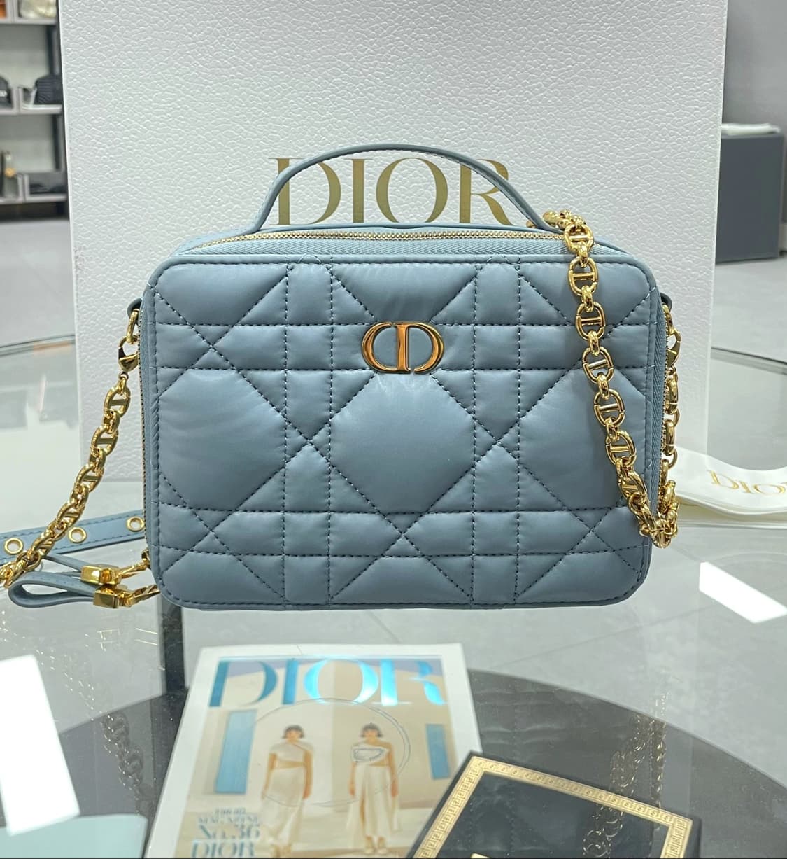 디올 카로 체인 박스백 상품이미지1