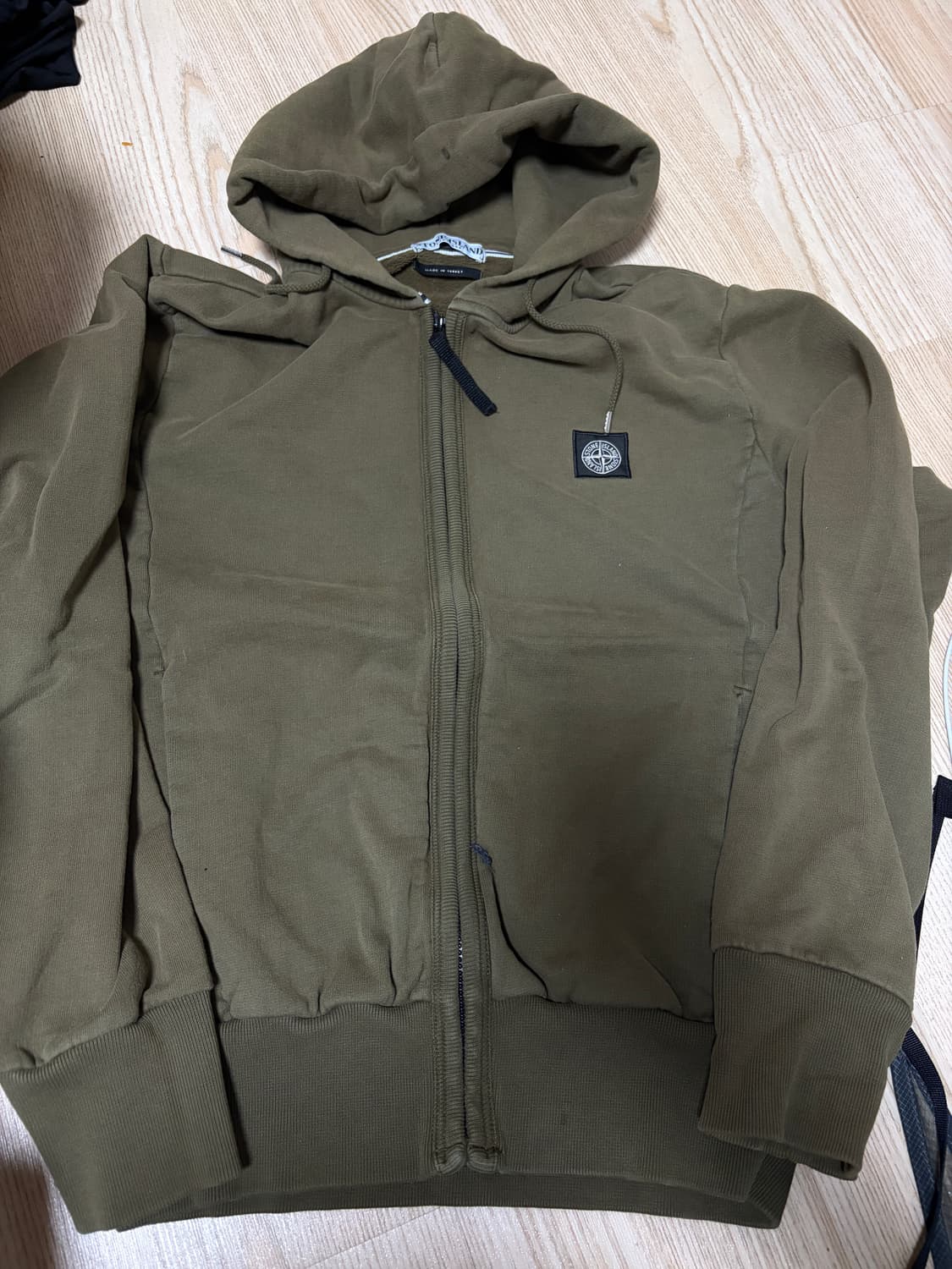 스톤아일랜드 후드집업 카키 상품이미지3