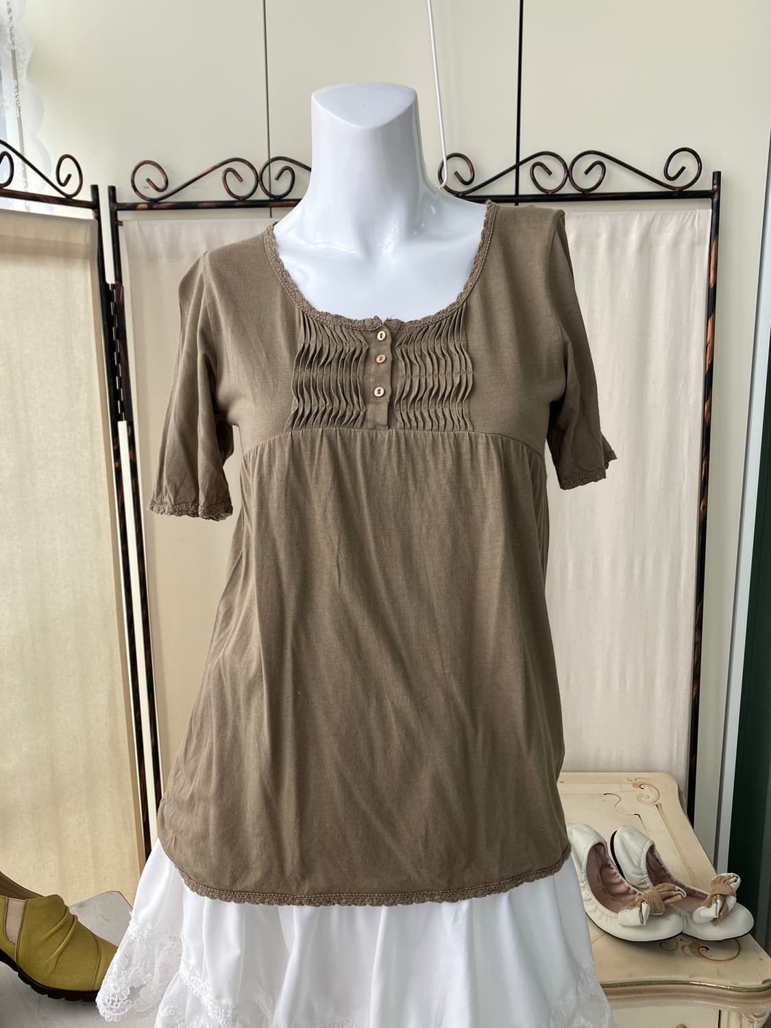 brown lace crochet shirring blouse 상품이미지2