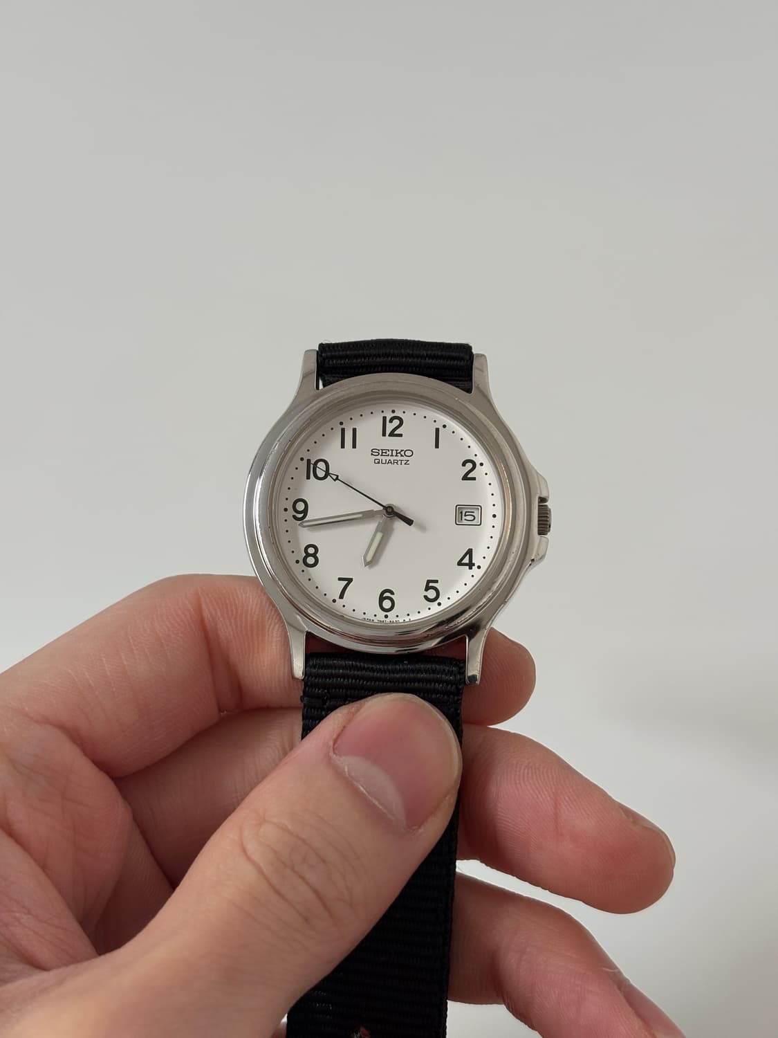 SEIKO 1990년대 Taisho Pharm 40주년 실버 쿼츠 상품이미지2