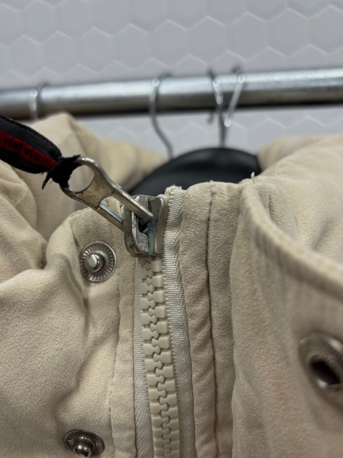 마자플라바 퍼후드 베이지 패딩 상품이미지6