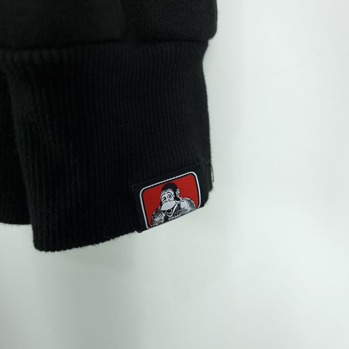 [벤데이비스] 빅로고 자수 오버핏 맨투맨 블랙 M19775 상품이미지6