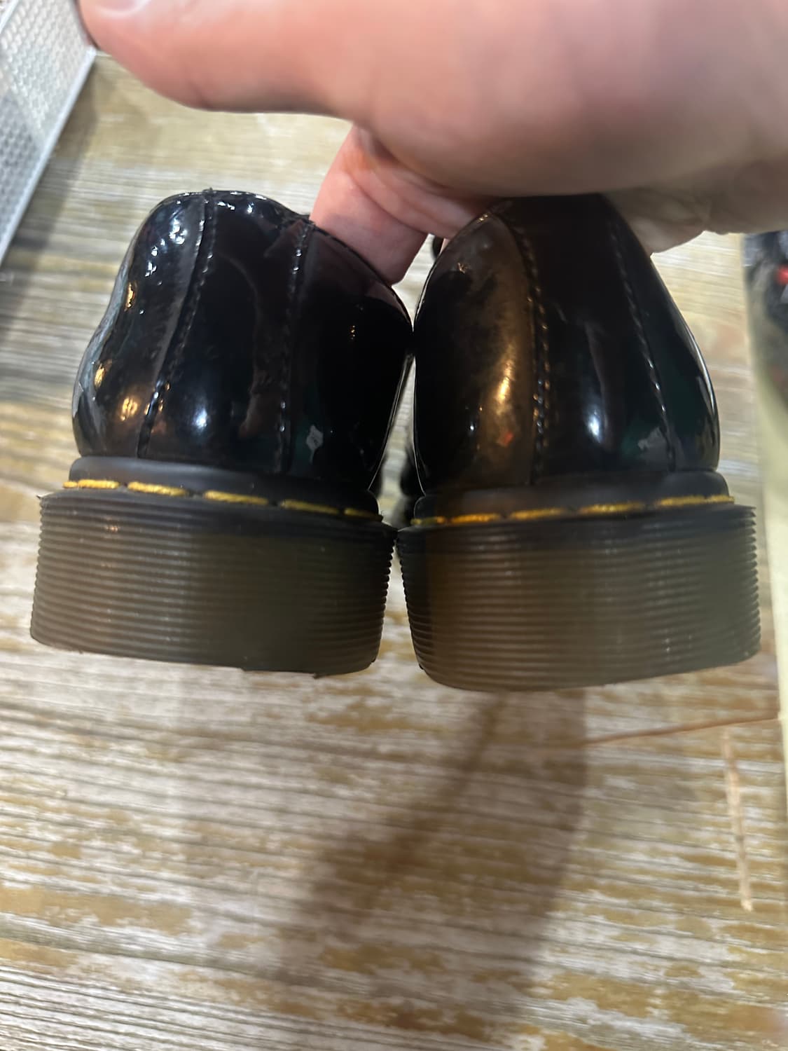 닥터마틴 3홀 에나멜 더비슈즈 220 상품이미지5