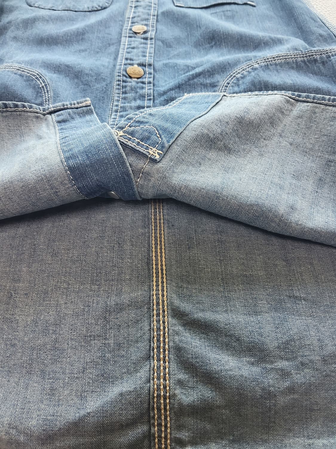 LEE 리 │ 여성용 S 코튼 데님 원피스

캐주얼하면서 편안한 착용감의 상품이미지3