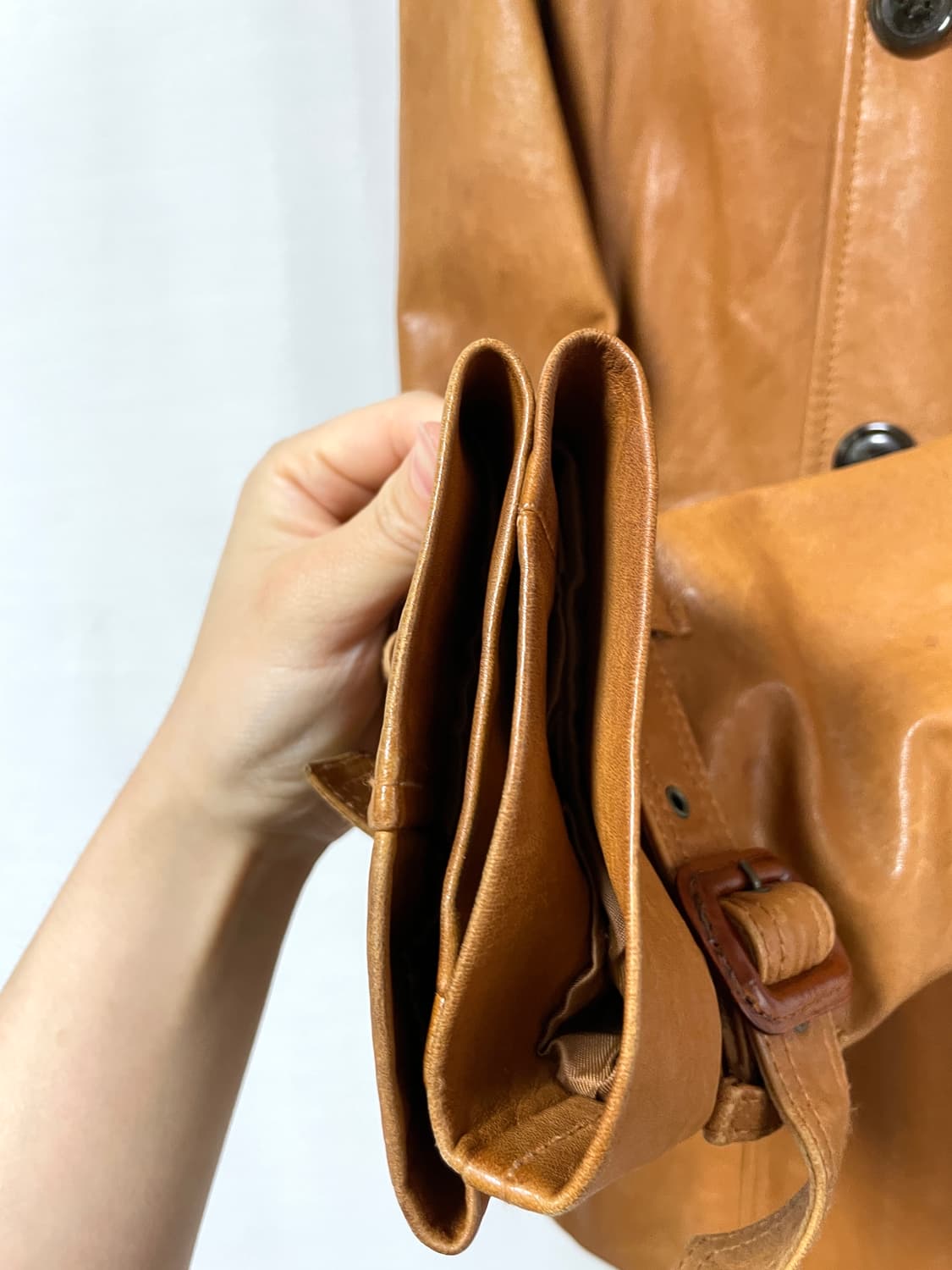 BCBG 비씨비지 여성 양가죽 100% 트렌치 가죽코트 _ 브라운 상품이미지5