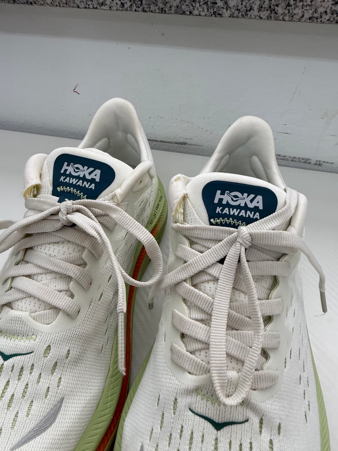 정품) 호카 카와나 화이트 운동화 230 상품이미지4