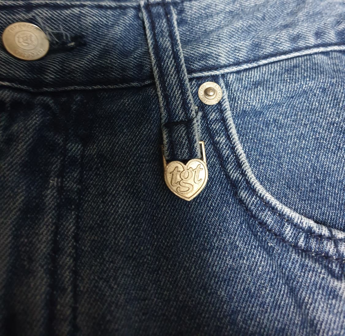 TARGETTO 타게토 배색 세미부츠컷 커브드 데님팬츠 인디고 (28) 상품이미지3