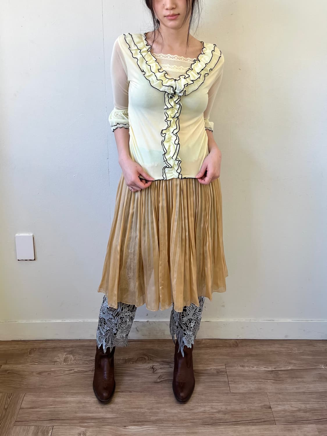 URBAN RESEARCH 베이지 플리츠 스커트 상품이미지7