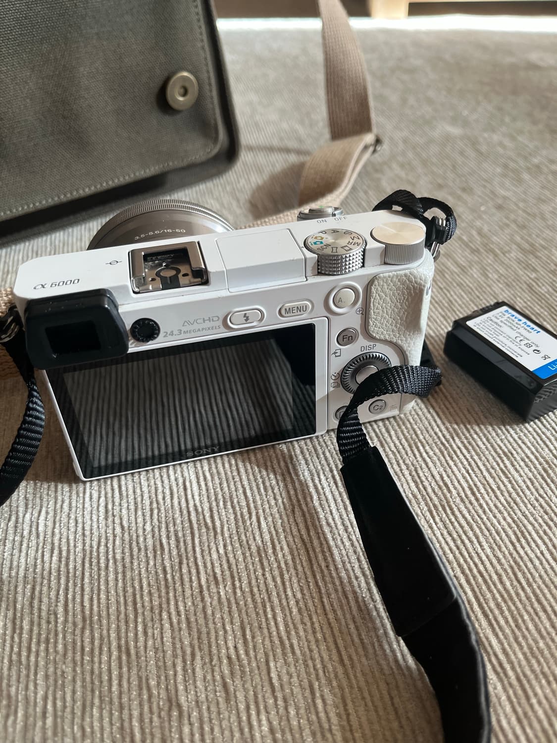 소니 Sony a6000 DSLR 미러리스 카메라 상품이미지5