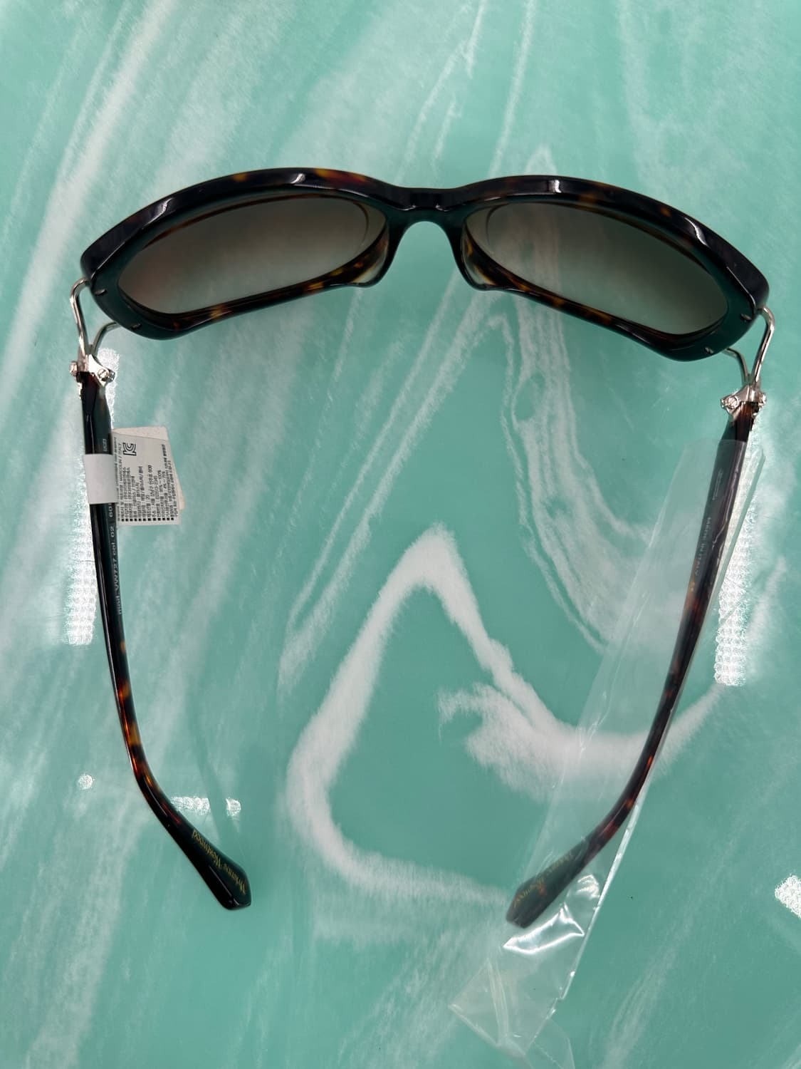 [새상품 무료배송] 비비안웨스트우드 선글라스 케이스포함 상품이미지6