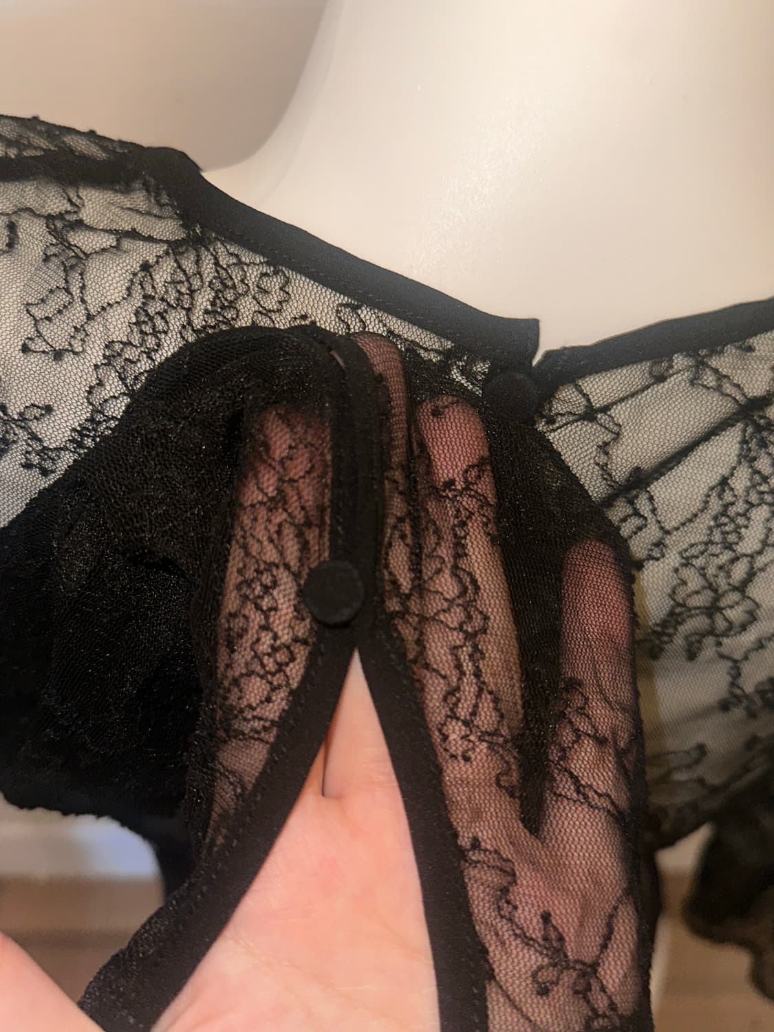 빈티지 블랙 시스루 레이스 오리엔탈 콩단추 롱슬리브 상품이미지3