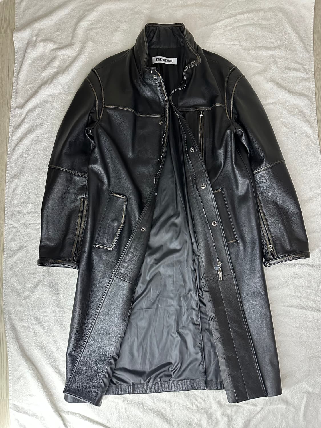 스튜디오테이블 소가죽 코트 상품이미지5
