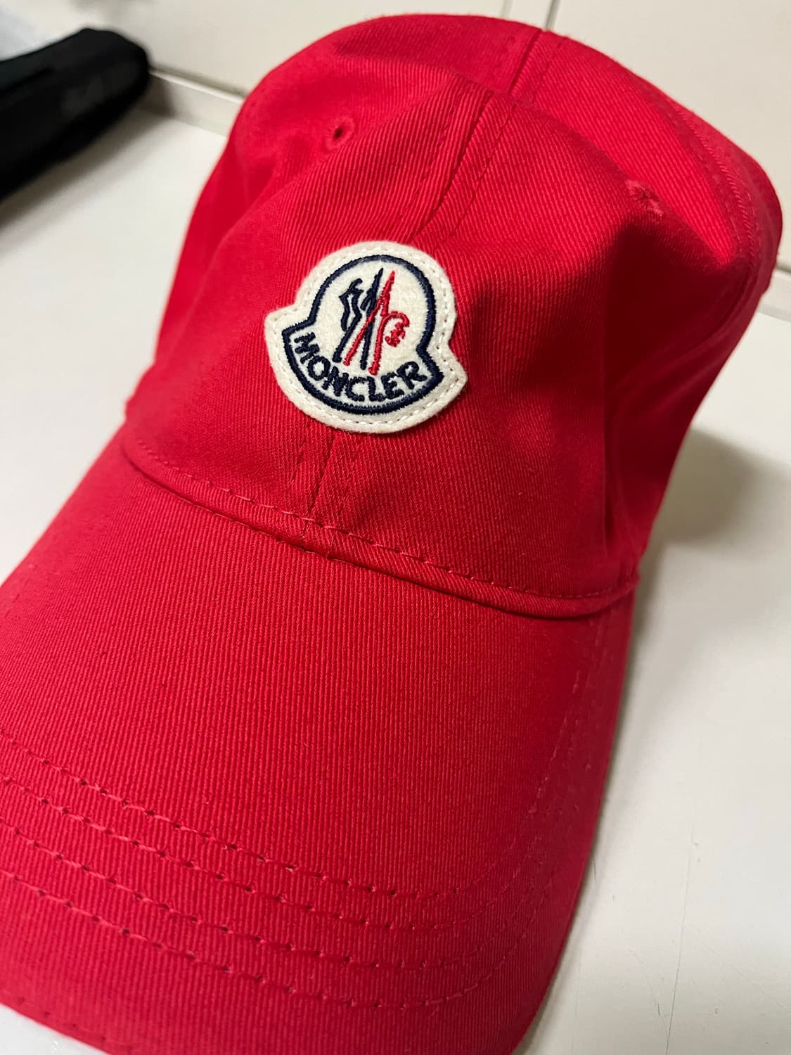 몽클레어 로고패치 베이스볼캡 상품이미지1