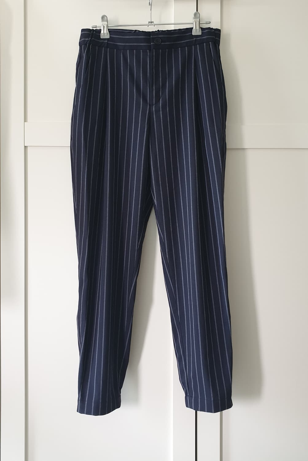 유니클로 핀스트라이프 팬츠 조거팬츠 네이비 상품이미지1