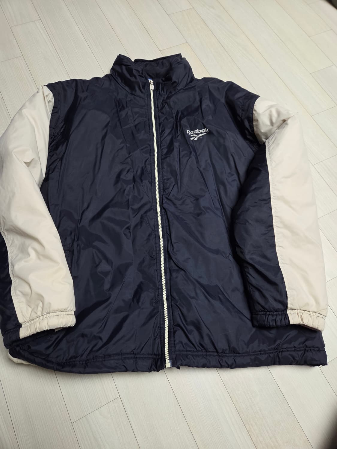 리복 빈티지 패딩 상품이미지1