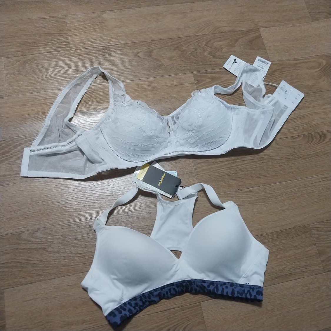브라 85B 2벌 미사용 상품이미지1