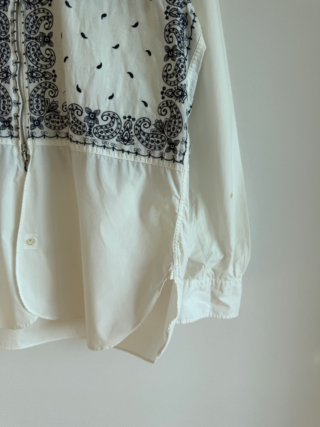 이스트로그(EASTLOGUE) 페이즐리 자수 셔츠 상품이미지4