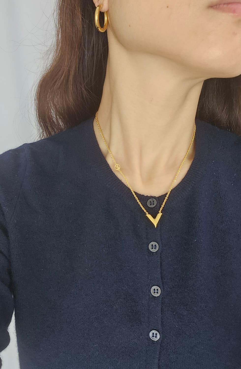 루이비통 에센셜 V 골드 신형 목걸이 [정품/풀세트] 상품이미지6