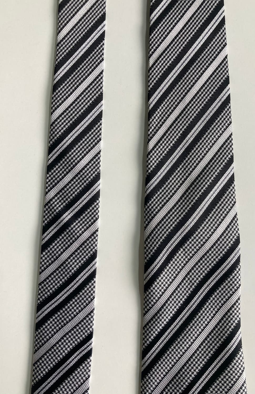 크리스찬오라니 넥타이 상품이미지3