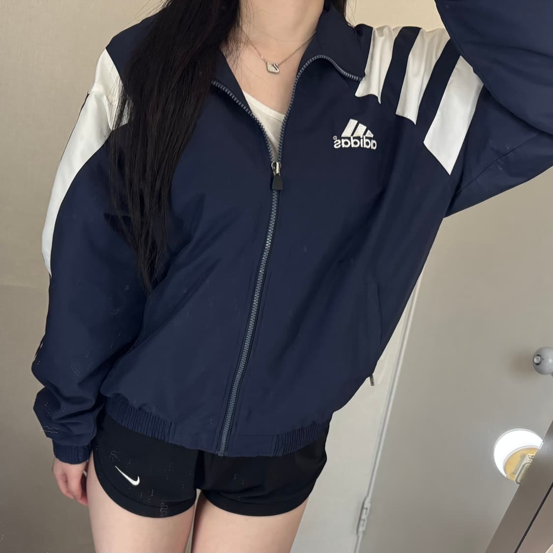 아디다스 삼선로고 배색 바람막이 💙🤍 상품이미지2