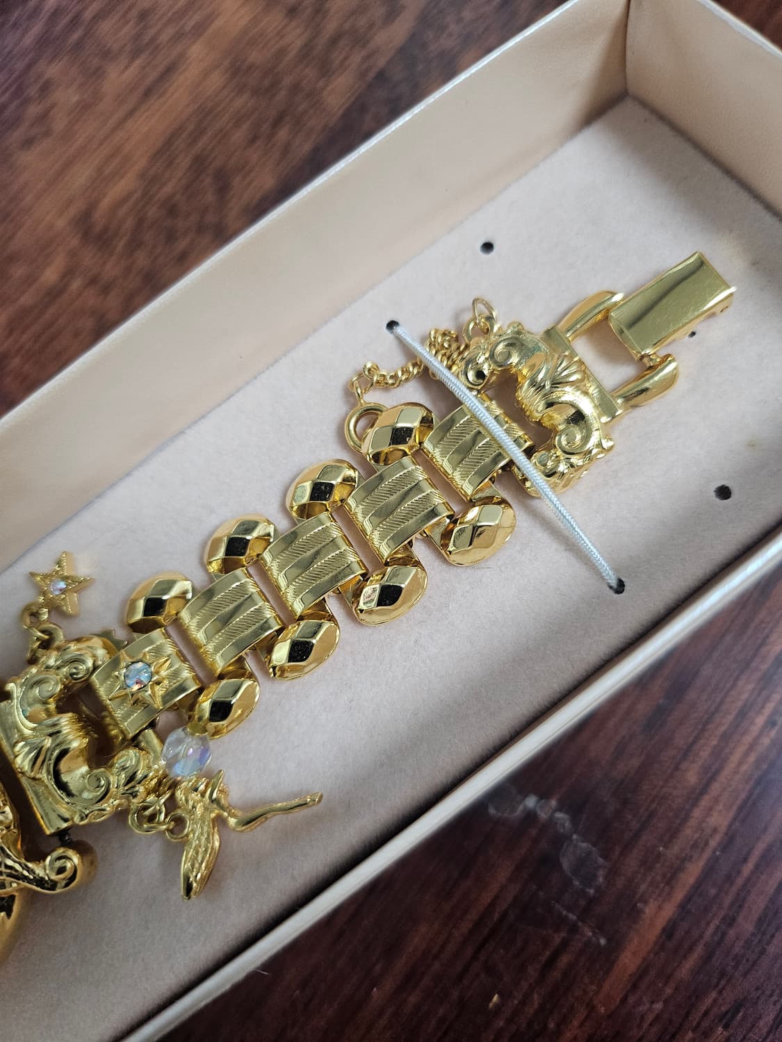 커크스 폴리 (Kirks Folly) 골드 메탈 손목시계 상품이미지5