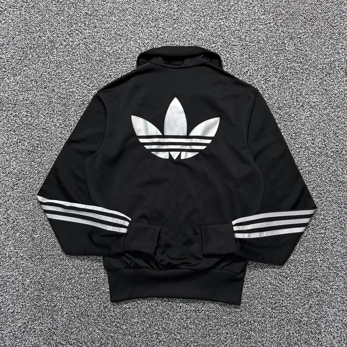 Name : 아디다스 실버로고 사이드라인 블랙컬러 져지 :)  상품이미지2