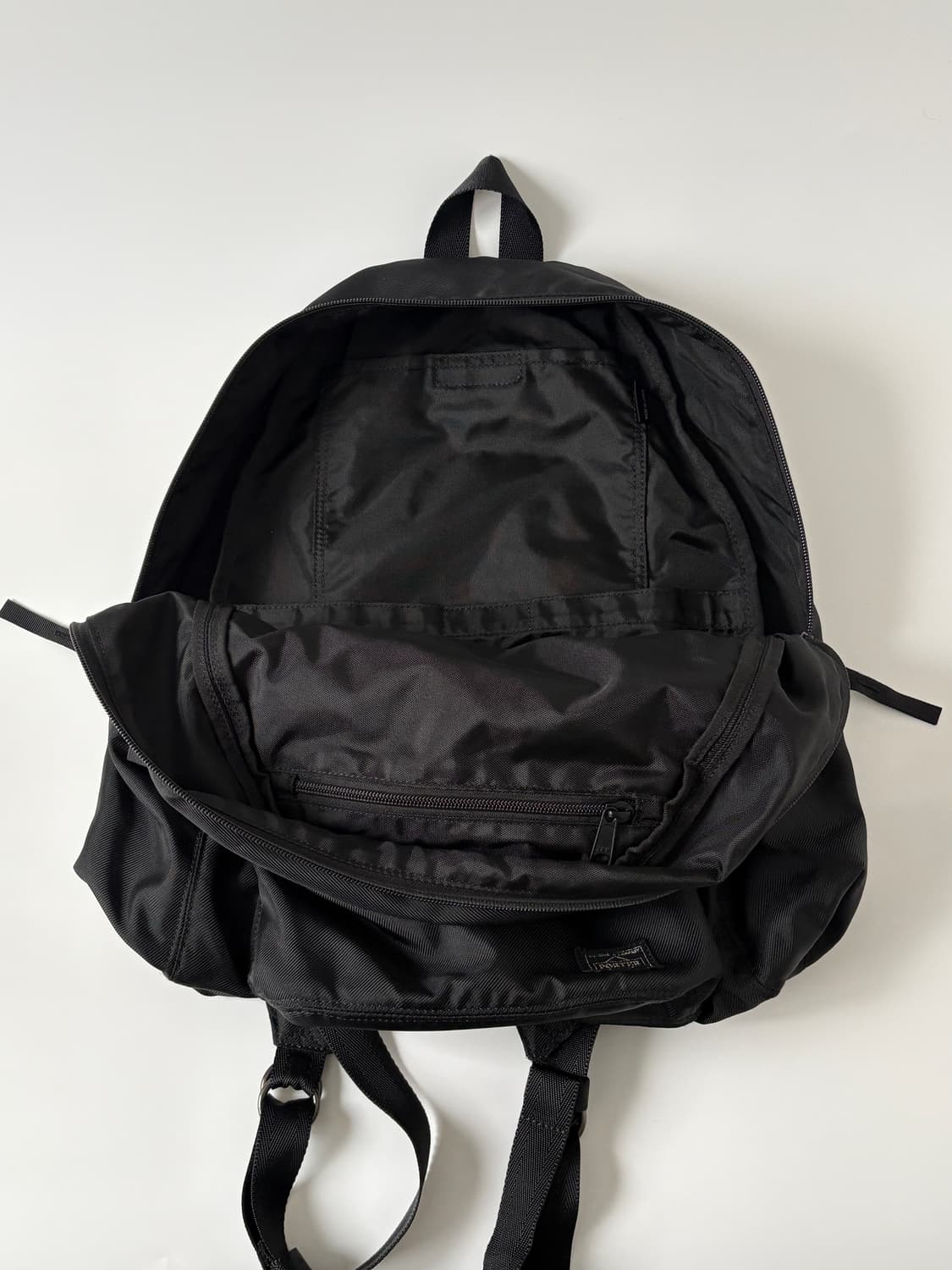 Round Backpack (Black) 상품이미지8