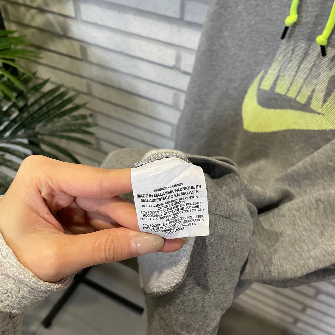 나이키 후드티 네온 그래픽 로고 디테일 디테일 그레이 상품이미지7