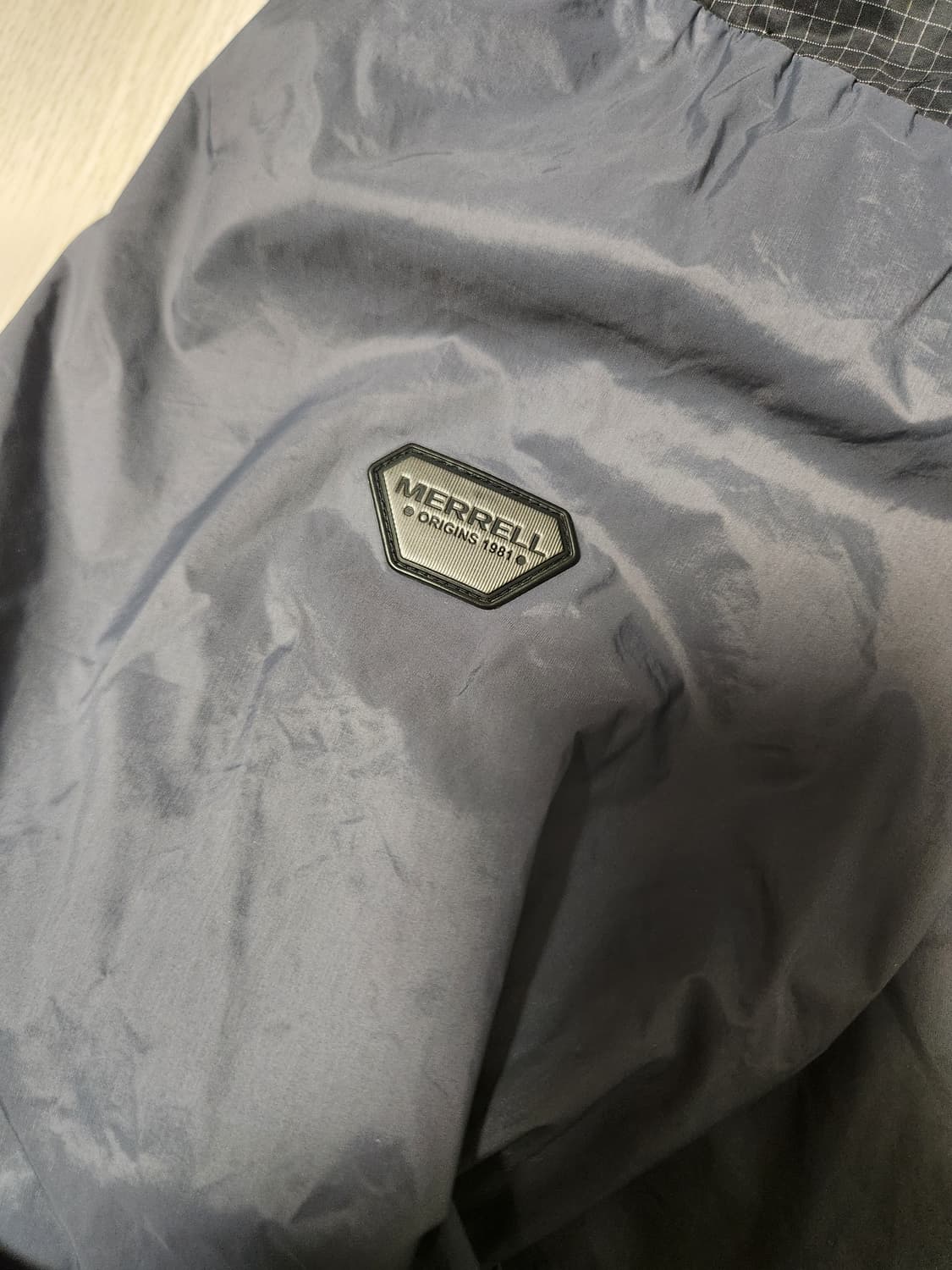 새상품급) 머렐 후드 탈부착 경량 바람막이 자켓 사이즈110

여러 중고 상품이미지7