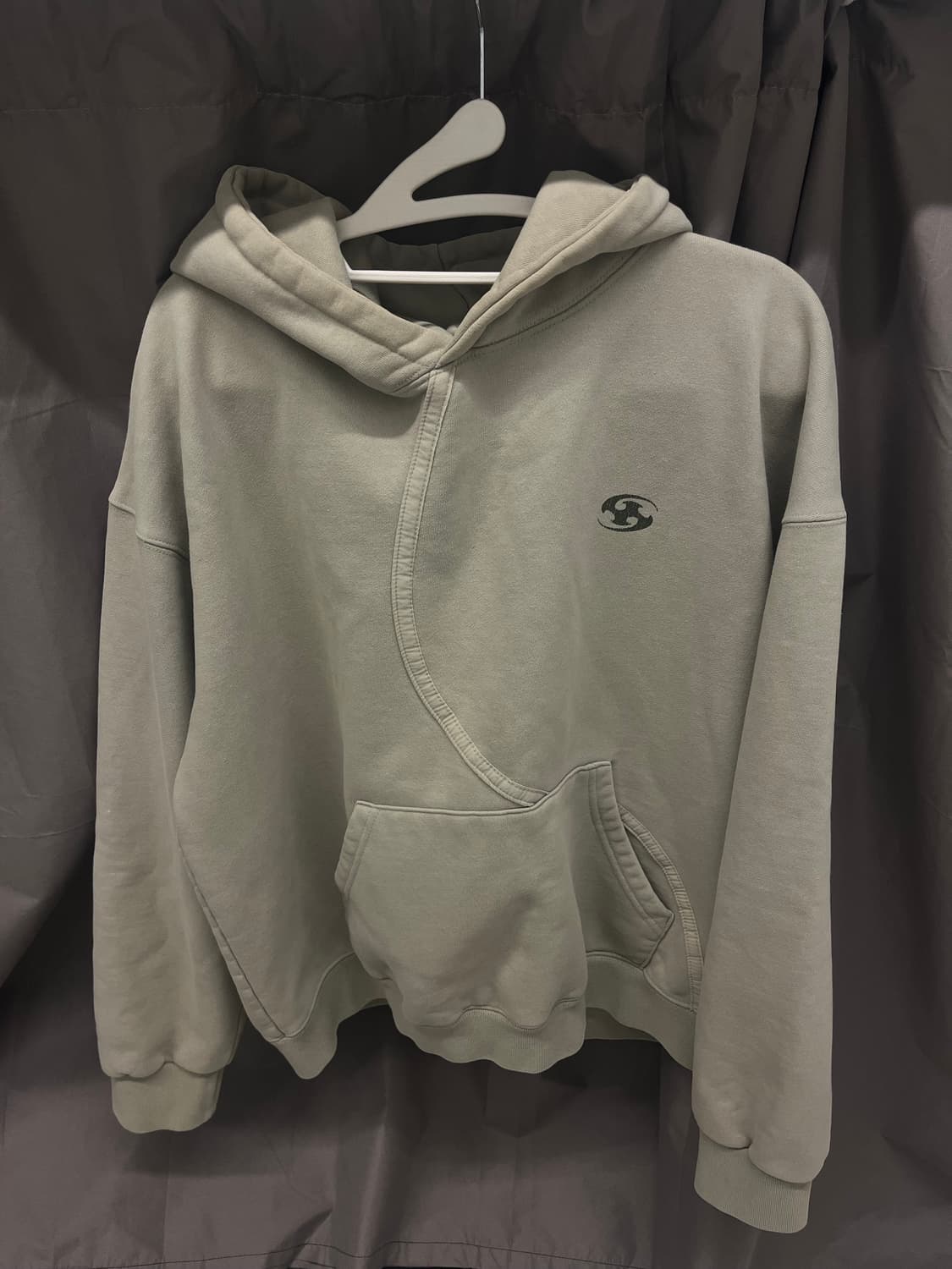 산산기어 21fw 후드티 1사이즈 상품이미지3