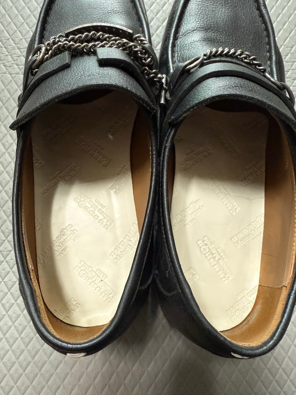 (42) 마르지엘라 비대칭 체인 로퍼  상품이미지4