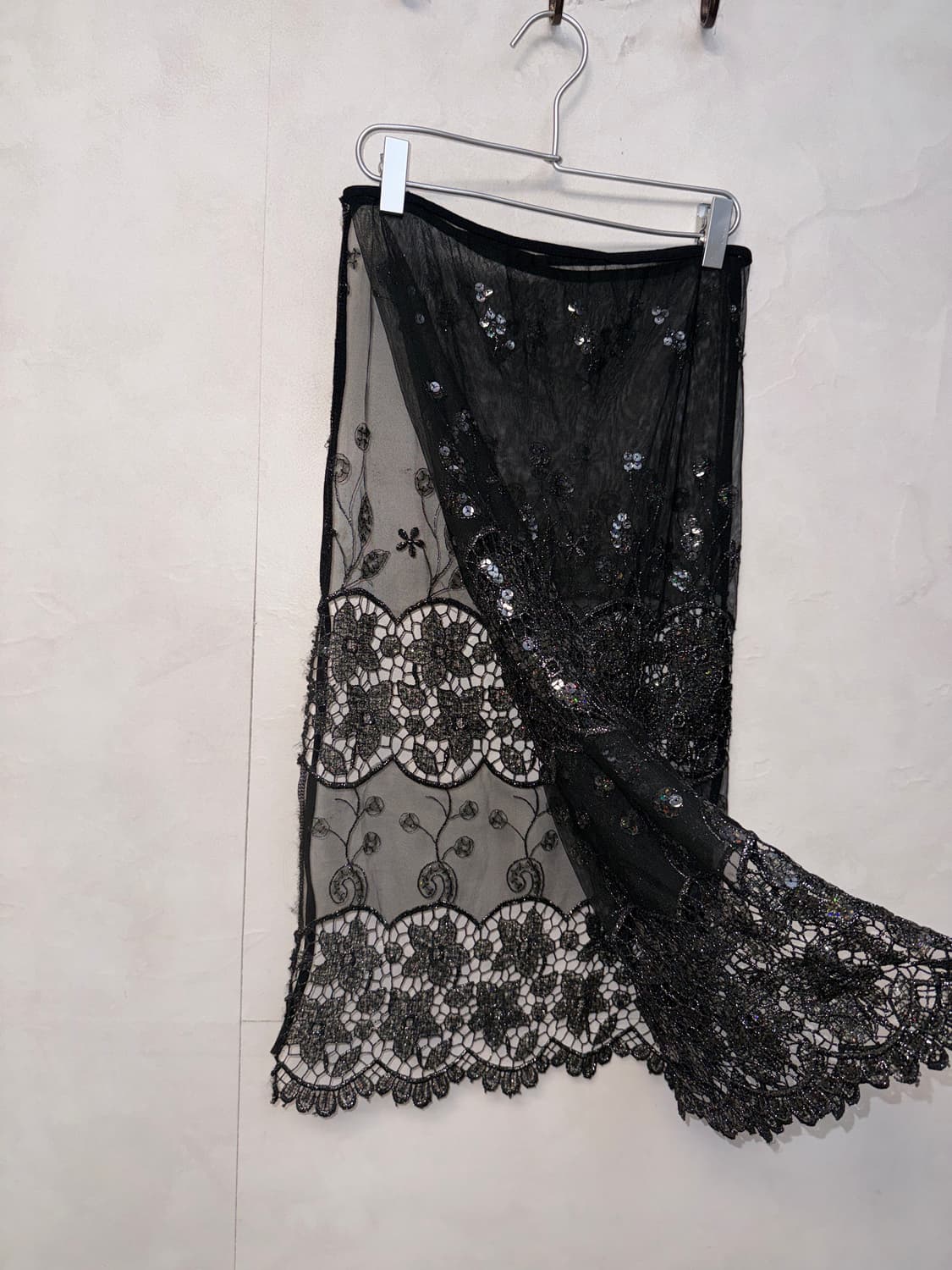 Black oriental flower mesh wrap skirt 상품이미지1