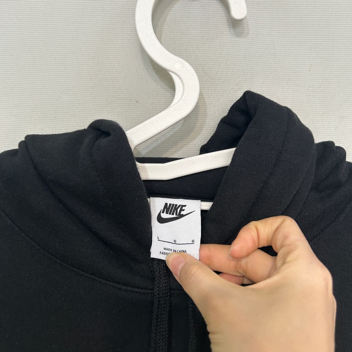 나이키 남성 후드 티셔츠 블랙 100 상태최상 상품이미지2