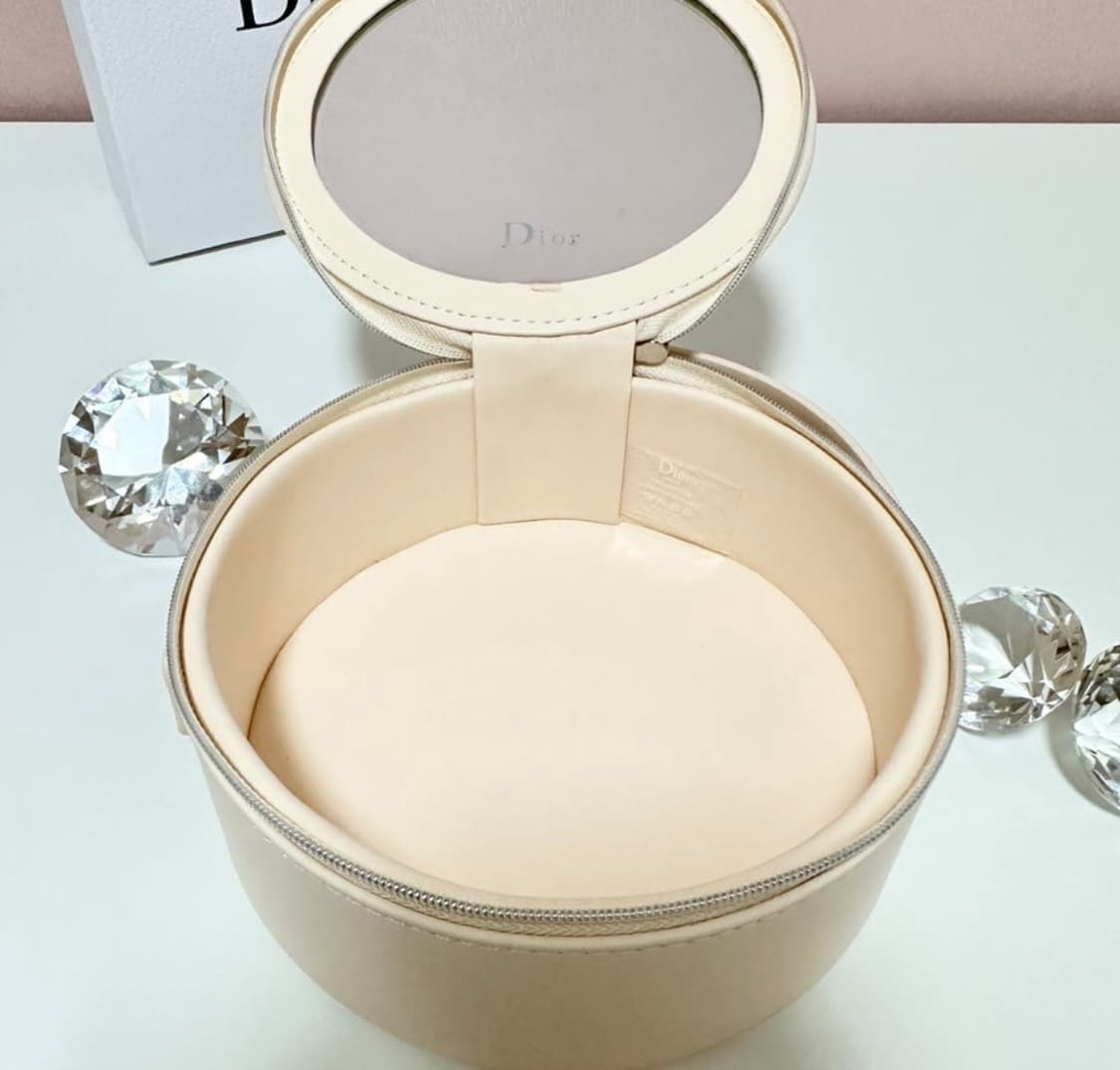 디올 뷰티 원형 거울 내장 파우치  상품이미지4