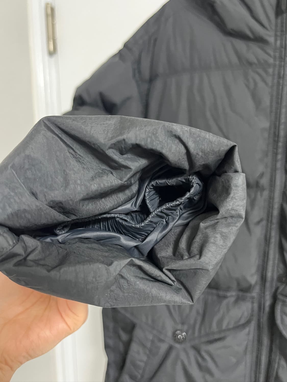 [XL] 스톤아일랜드 크링클랩스 패딩 24FW 상품이미지5