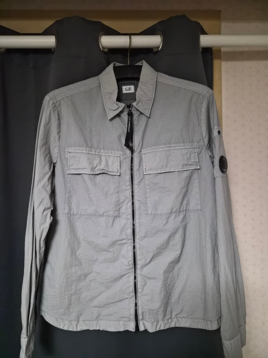 CP컴퍼니 나일론 오버셔츠 그레이 M사이즈 상품이미지1