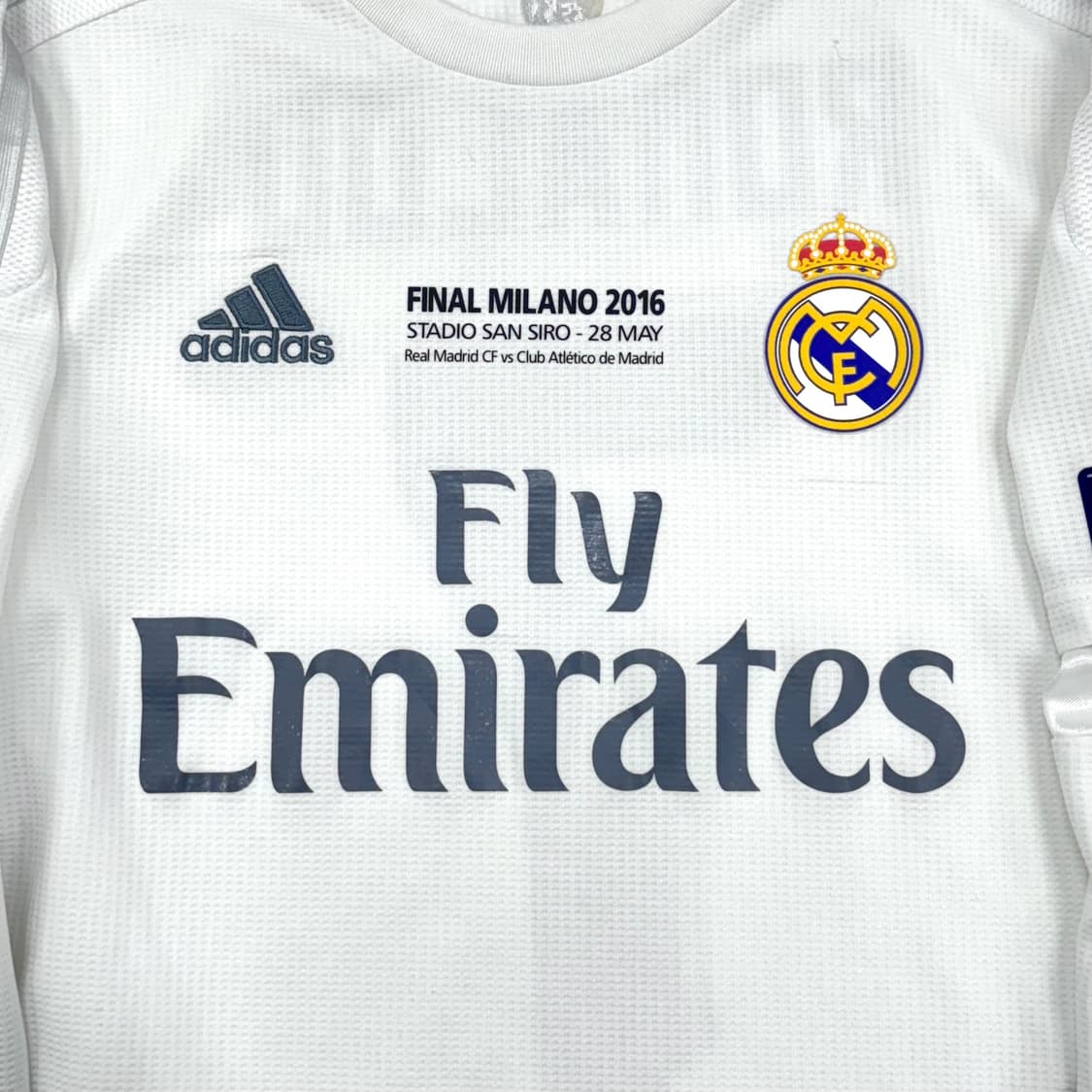 아디다스 15-16 레알 마드리드 홈 호날두 긴팔 유니폼  상품이미지3