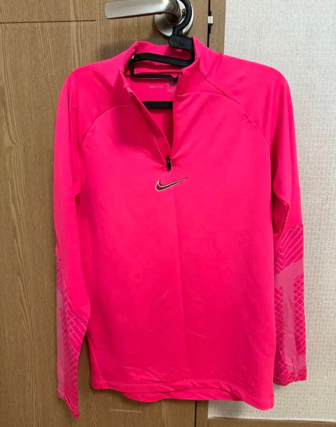 나이키 드릴탑 s사이즈 상품이미지1